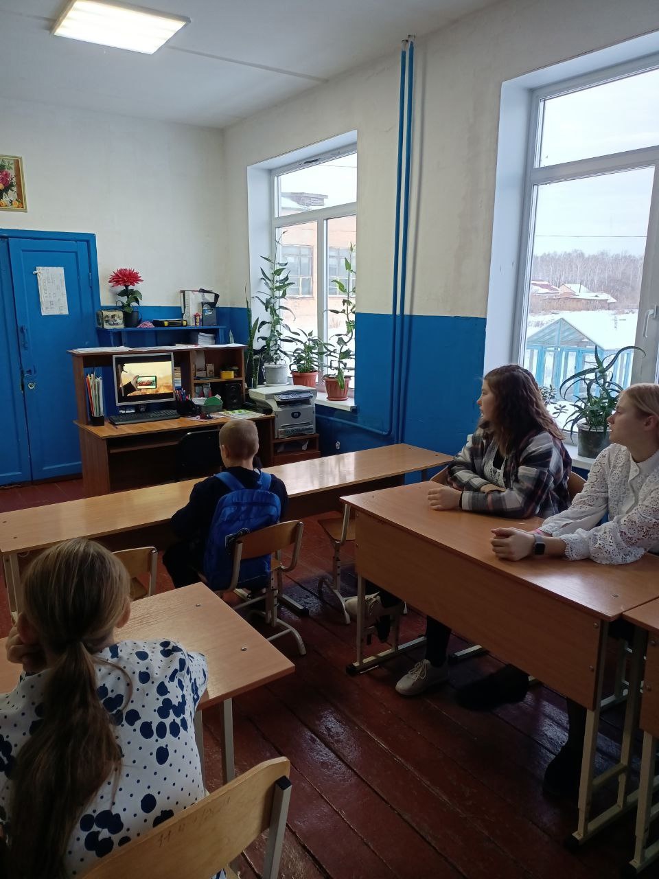 «Россия математическая: профессиональные траектории» в класс-комплекте.