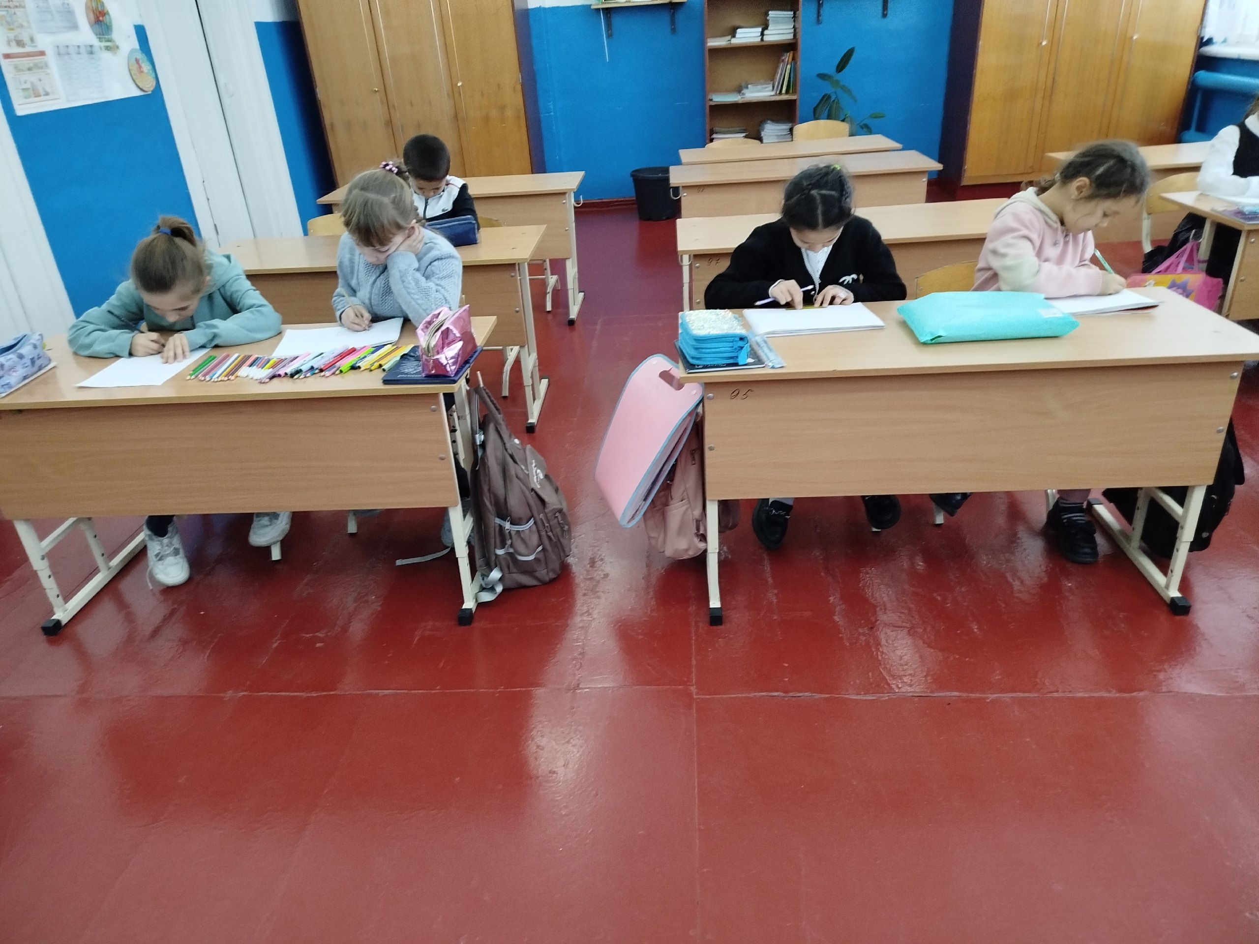 ,,Эколог&amp;quot; в 1,3 классах.