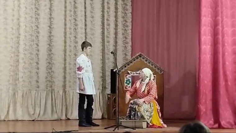 Показ театральной постановки "Золотая рыбка".